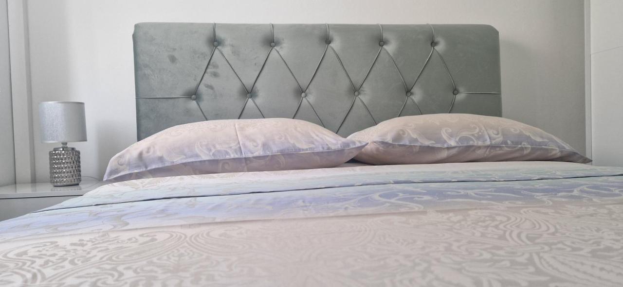 Apartmani Assa Krk Krk Town Extérieur photo