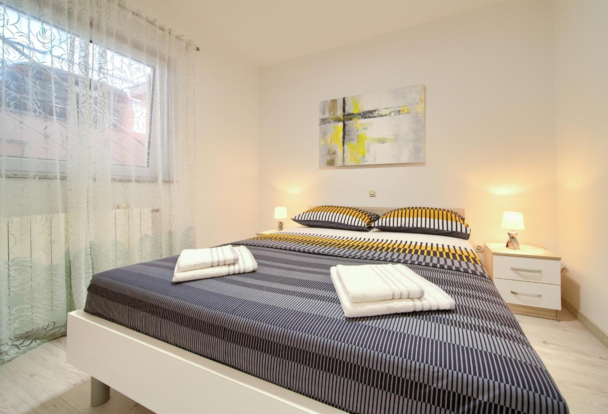 Apartmani Assa Krk Krk Town Extérieur photo