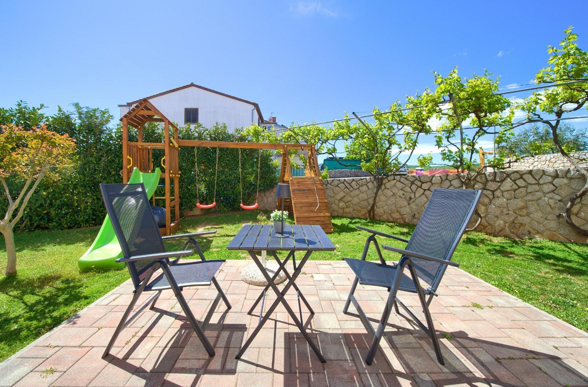 Apartmani Assa Krk Krk Town Extérieur photo