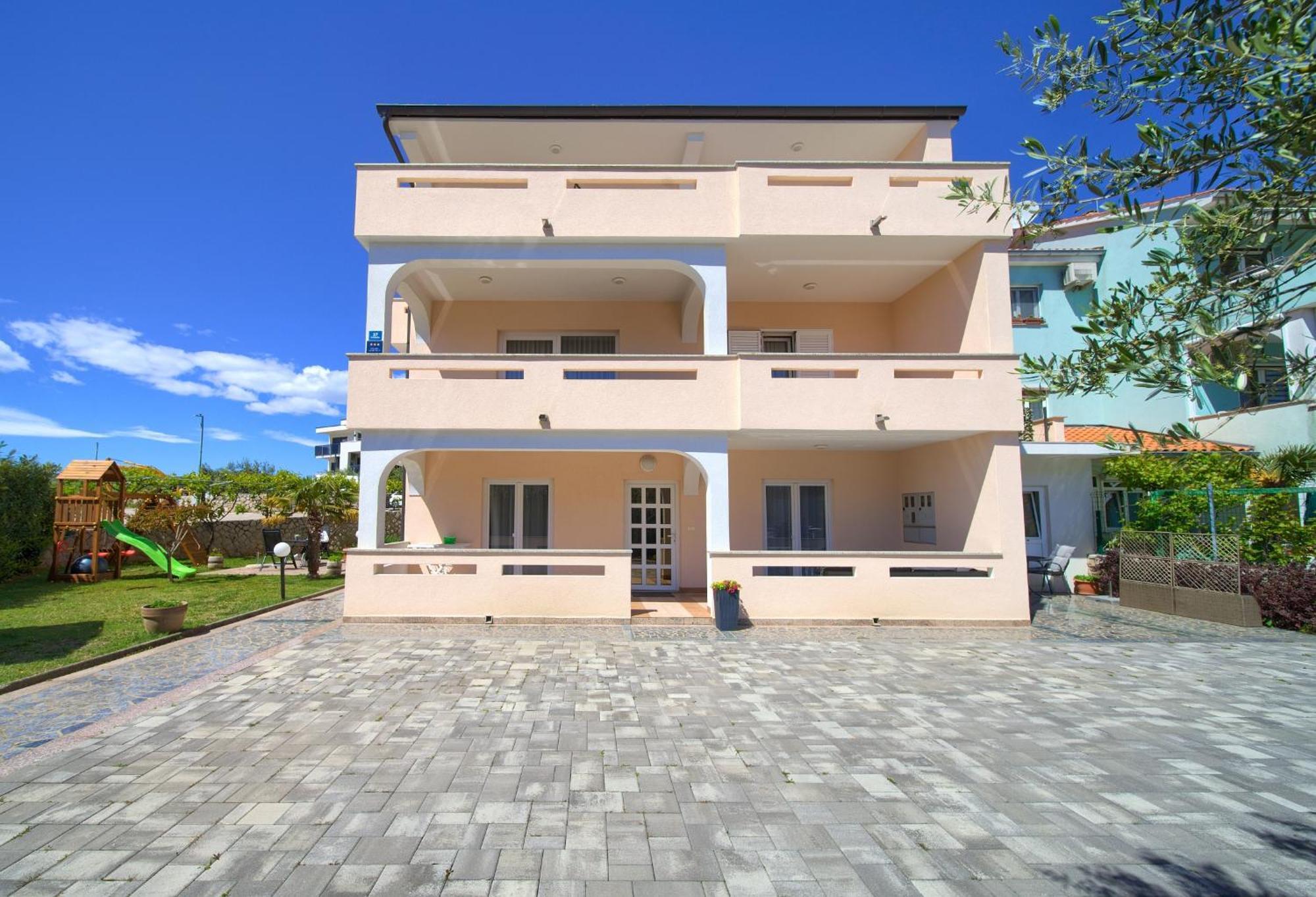 Apartmani Assa Krk Krk Town Extérieur photo