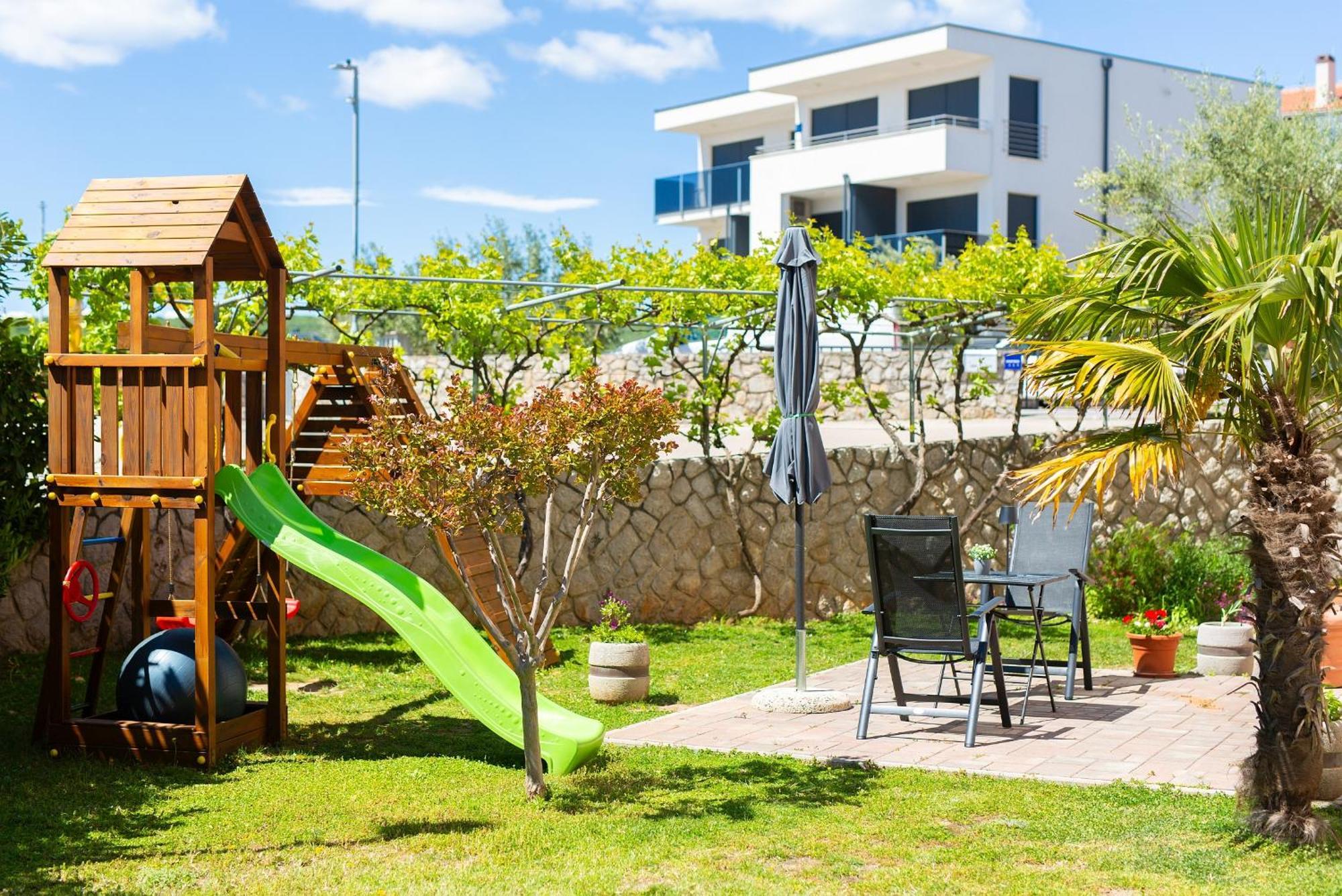 Apartmani Assa Krk Krk Town Extérieur photo