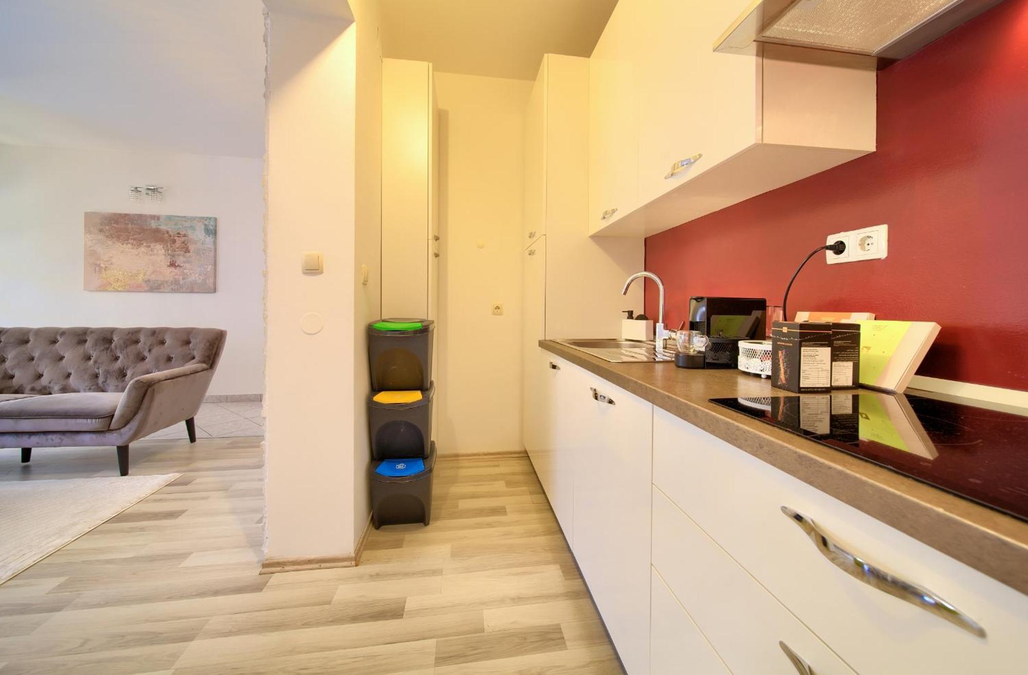 Apartmani Assa Krk Krk Town Extérieur photo