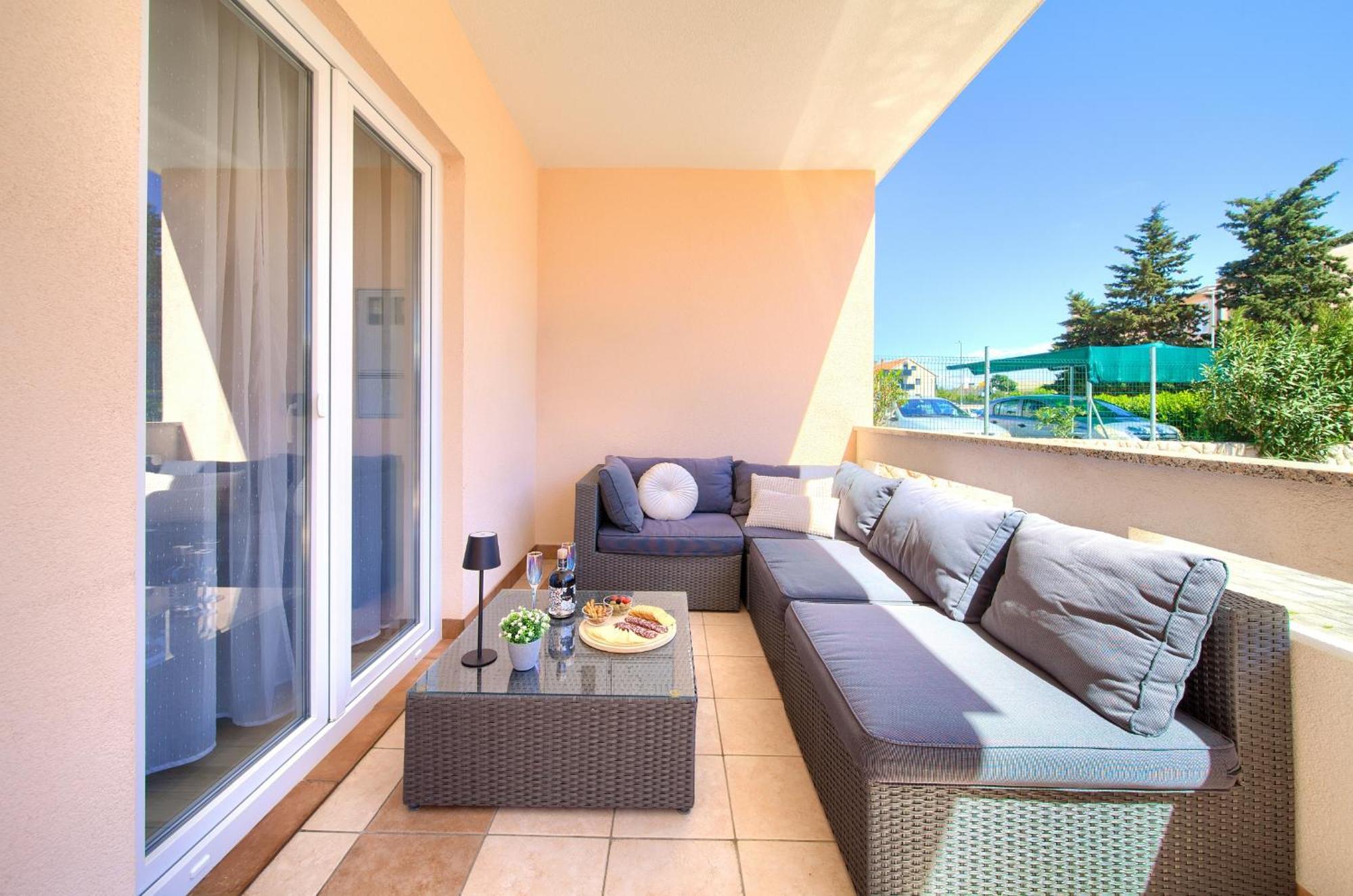 Apartmani Assa Krk Krk Town Extérieur photo